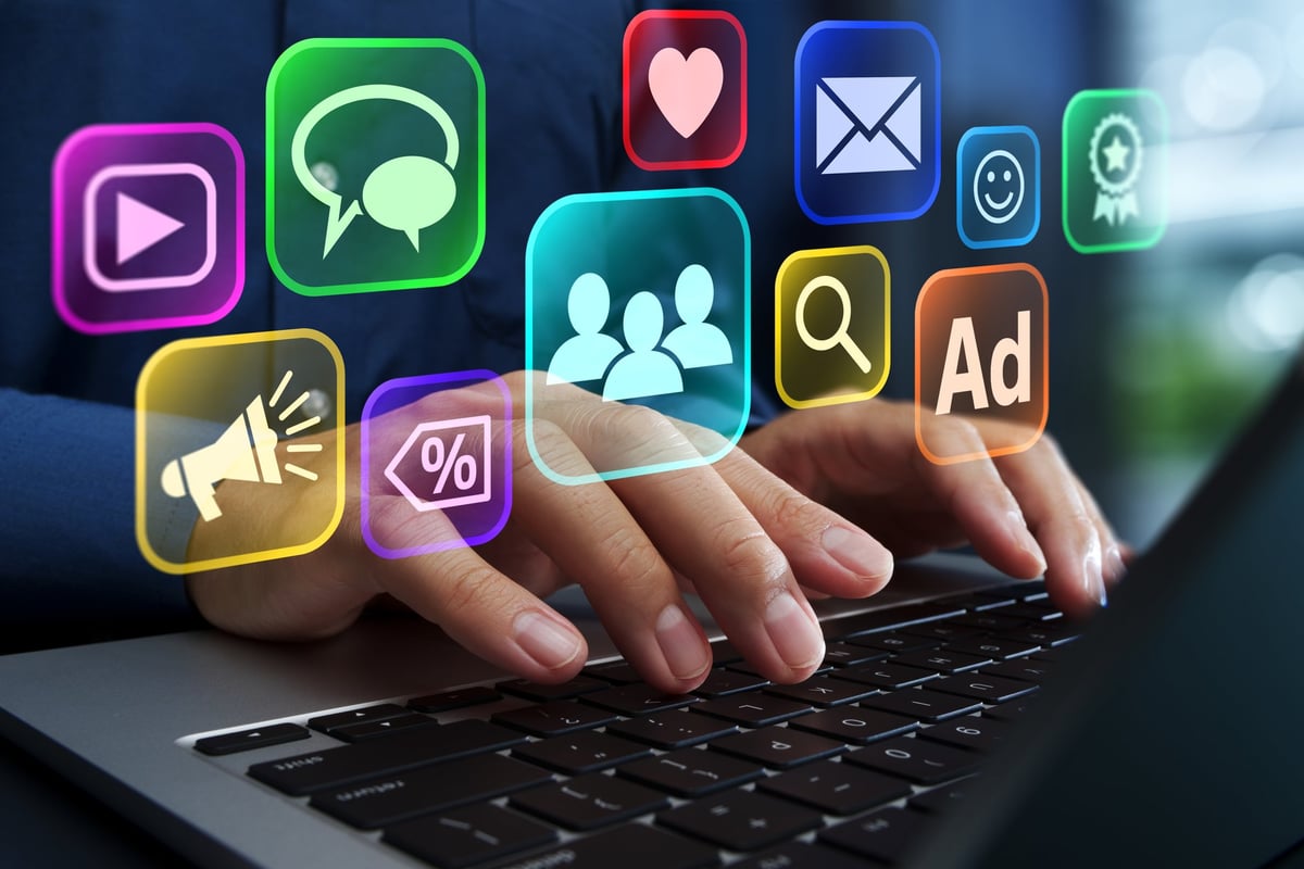 Businessperson planning an SEO content campaign on a laptop